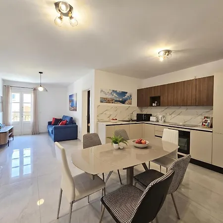 The Euphoria - P1 Modern Apartmament Next To The Promenade